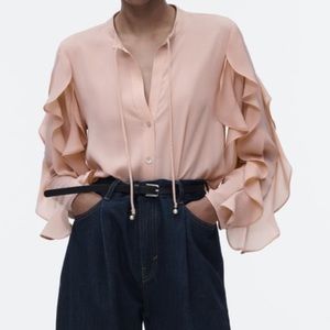 Ruffled blouse - Zara